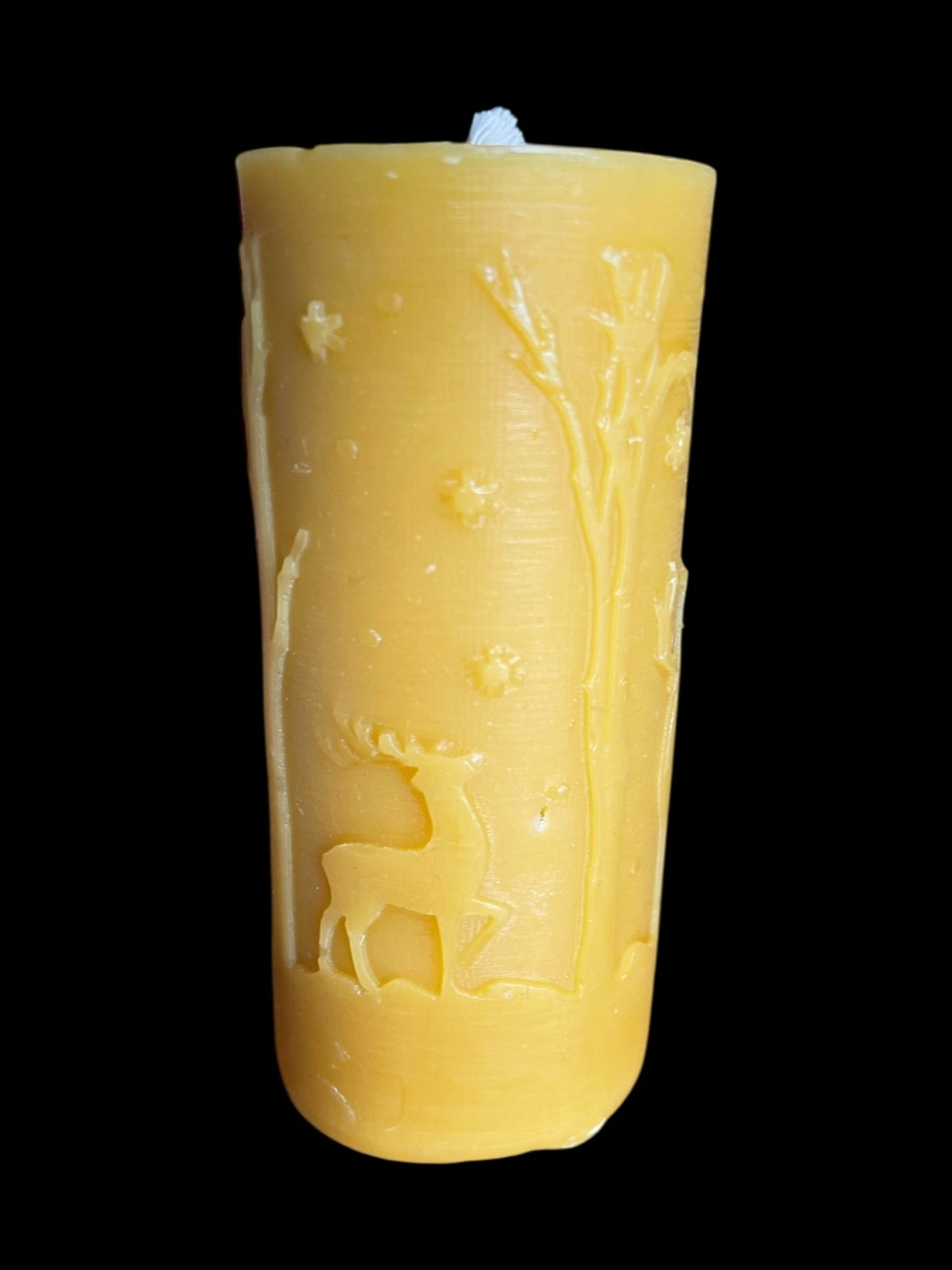 130g Christmas Scene Beeswax Candle – 19 Hour Burn - Non - Toxic - Mêl Llŷn