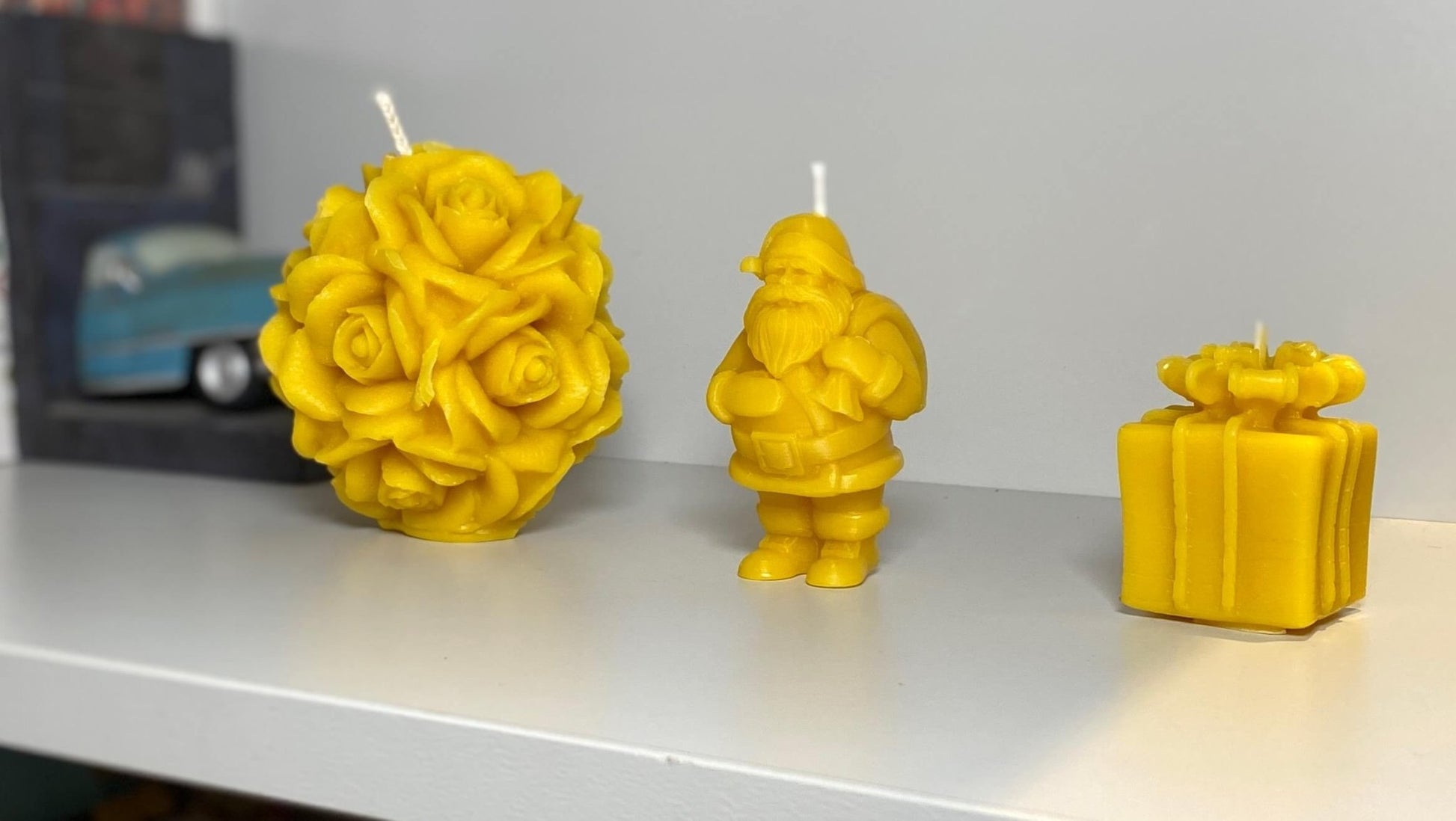 Father Christmas Beeswax Candle - Mêl Llŷn