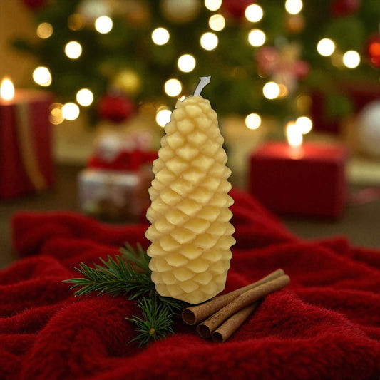 Christmas Pine Cone Beeswax Candle – Natural Festive Glow | Mêl Llŷn - Mêl Llŷn