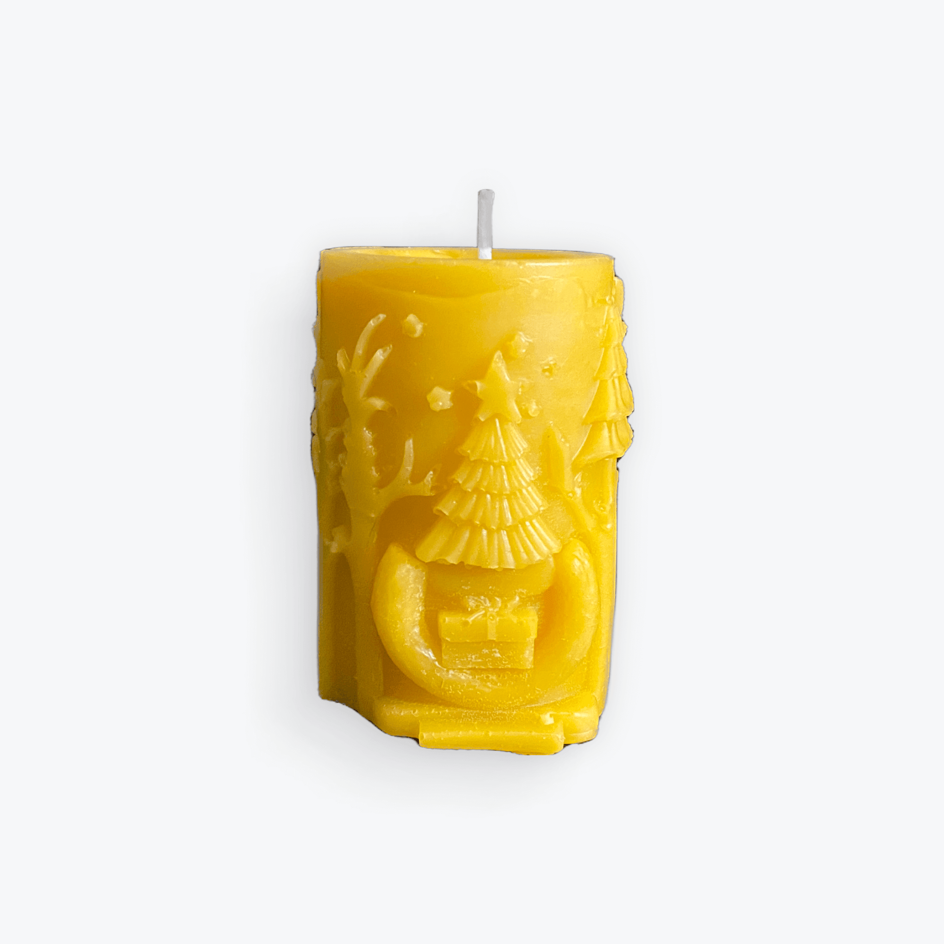 “Rudolph y Nos” – Festive Pillar Candle - Mêl Llŷn